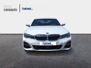 Fotos de BMW Serie 3 330e color Blanco. Año 2021. 215KW(292CV). Híbrido Electro/Gasolina. En concesionario MG CANARIAS TACO de Sta. C. Tenerife