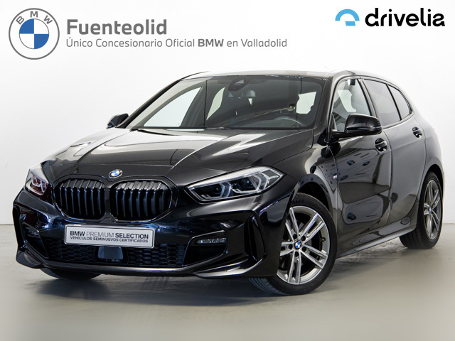 BMW Serie 1 118i color Negro. Año 2022. 103KW(140CV). Gasolina. En concesionario BMW Fuenteolid Valladolid de Valladolid