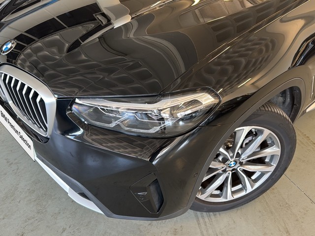 BMW X3 xDrive20d color Negro. Año 2022. 140KW(190CV). Diésel. En concesionario Enekuri Motor de Vizcaya