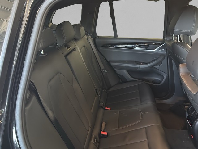 BMW X3 xDrive20d color Negro. Año 2022. 140KW(190CV). Diésel. En concesionario Enekuri Motor de Vizcaya