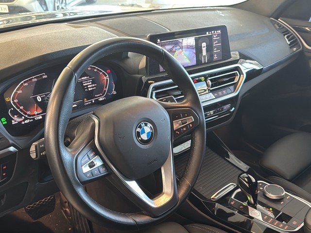 BMW X3 xDrive20d color Negro. Año 2022. 140KW(190CV). Diésel. En concesionario Enekuri Motor de Vizcaya