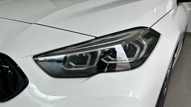 BMW Serie 2 218d Gran Coupe color Blanco. Año 2021. 110KW(150CV). Diésel. En concesionario BYmyCAR Madrid - Alcalá de Madrid