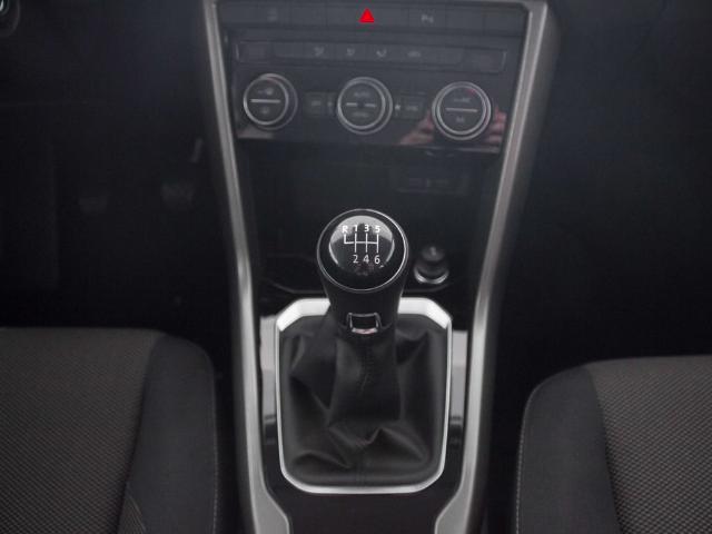 Volkswagen T-Roc Advance 1.0 TSI 81 kW (110 CV)
