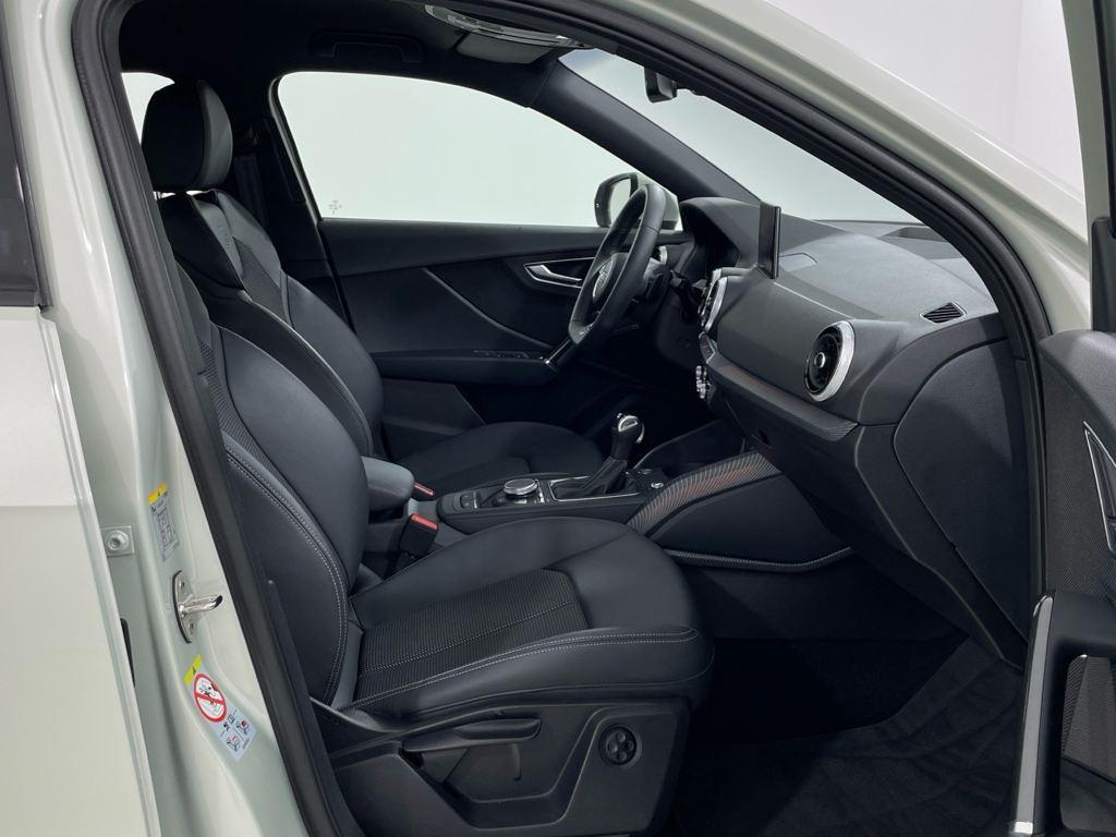 Audi Q2 30 TDI - 9