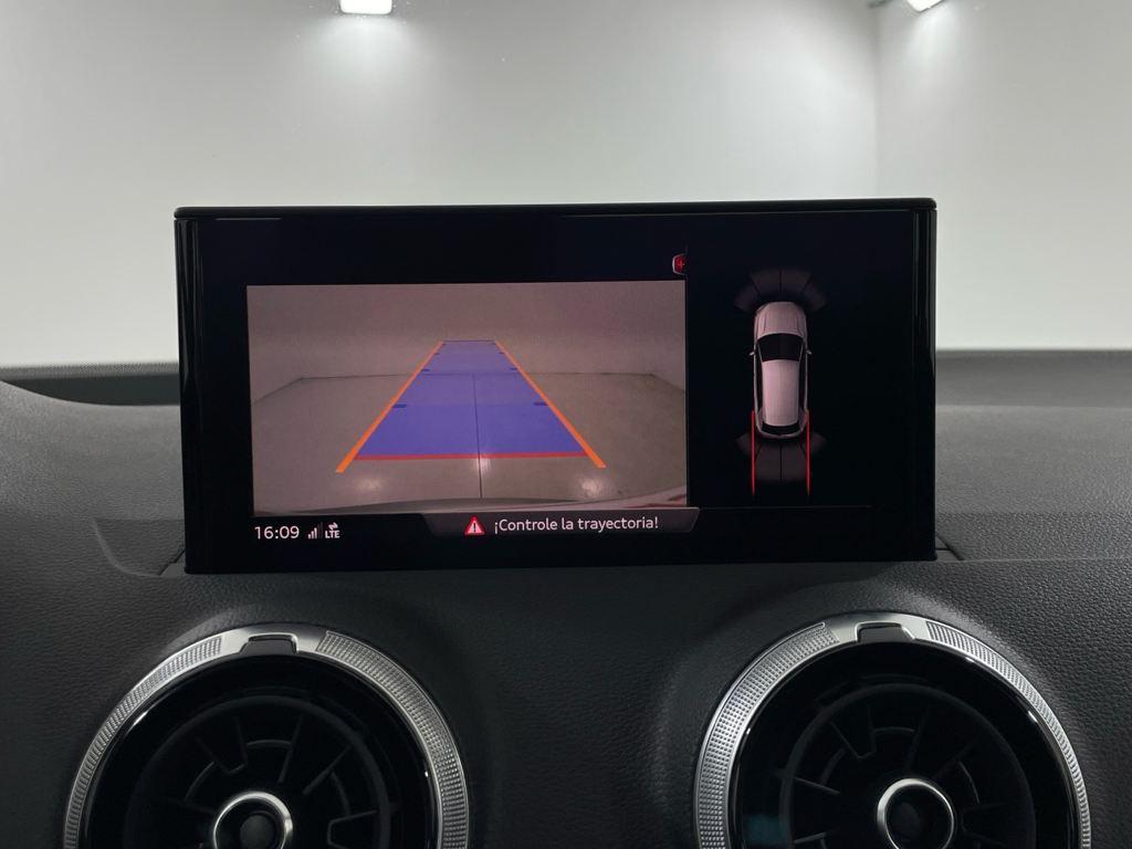 Audi Q2 30 TDI - 20