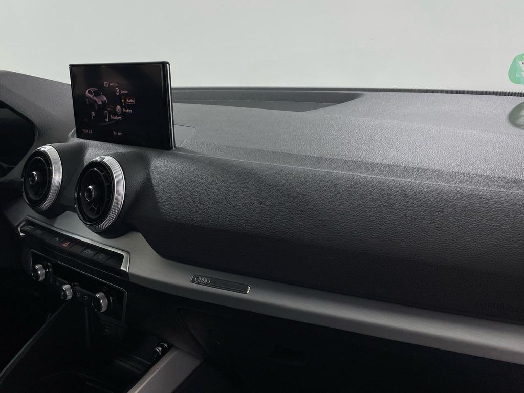Audi Q2 30 TFSI - 12
