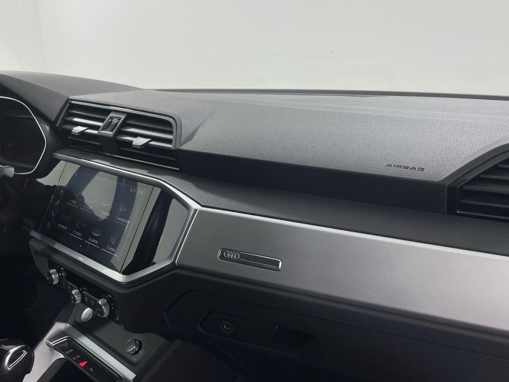 Audi Q3 35 TDI - 12