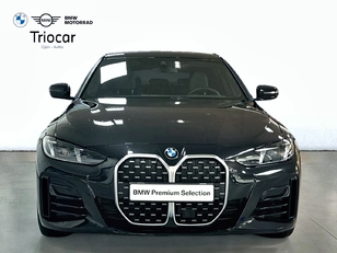 Fotos de BMW Serie 4 420d Gran Coupe color Negro. Año 2025. 140KW(190CV). Diésel. En concesionario Triocar Gijón (Bmw y Mini) de Asturias