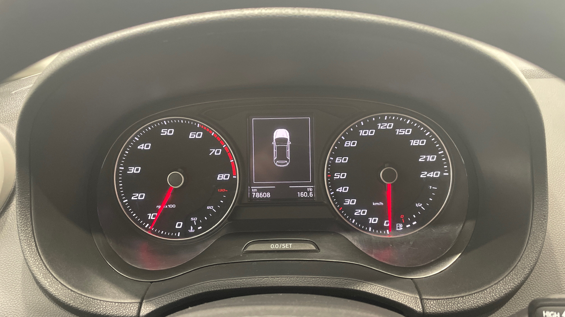 SEAT Ibiza 1.0 - 6
