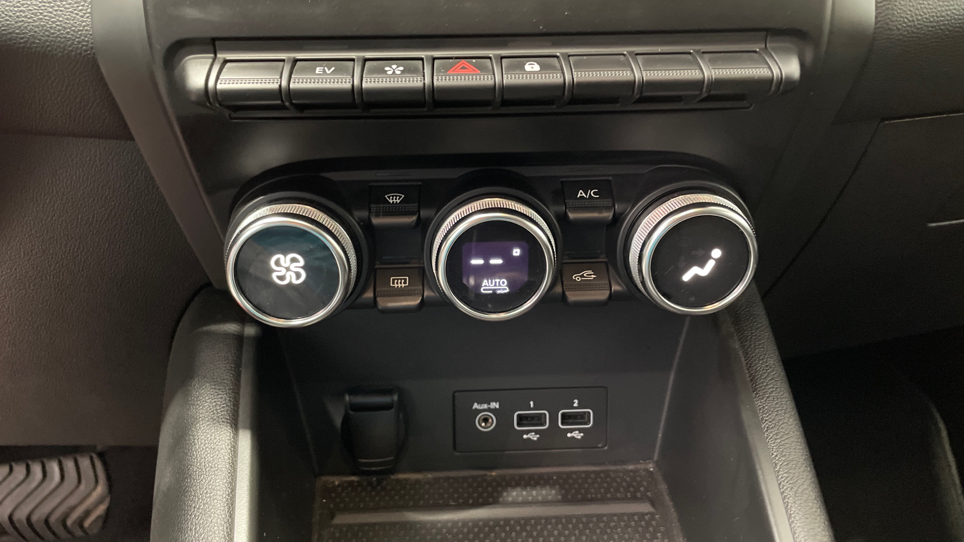 Renault Captur E-Tech Híbrido - 16