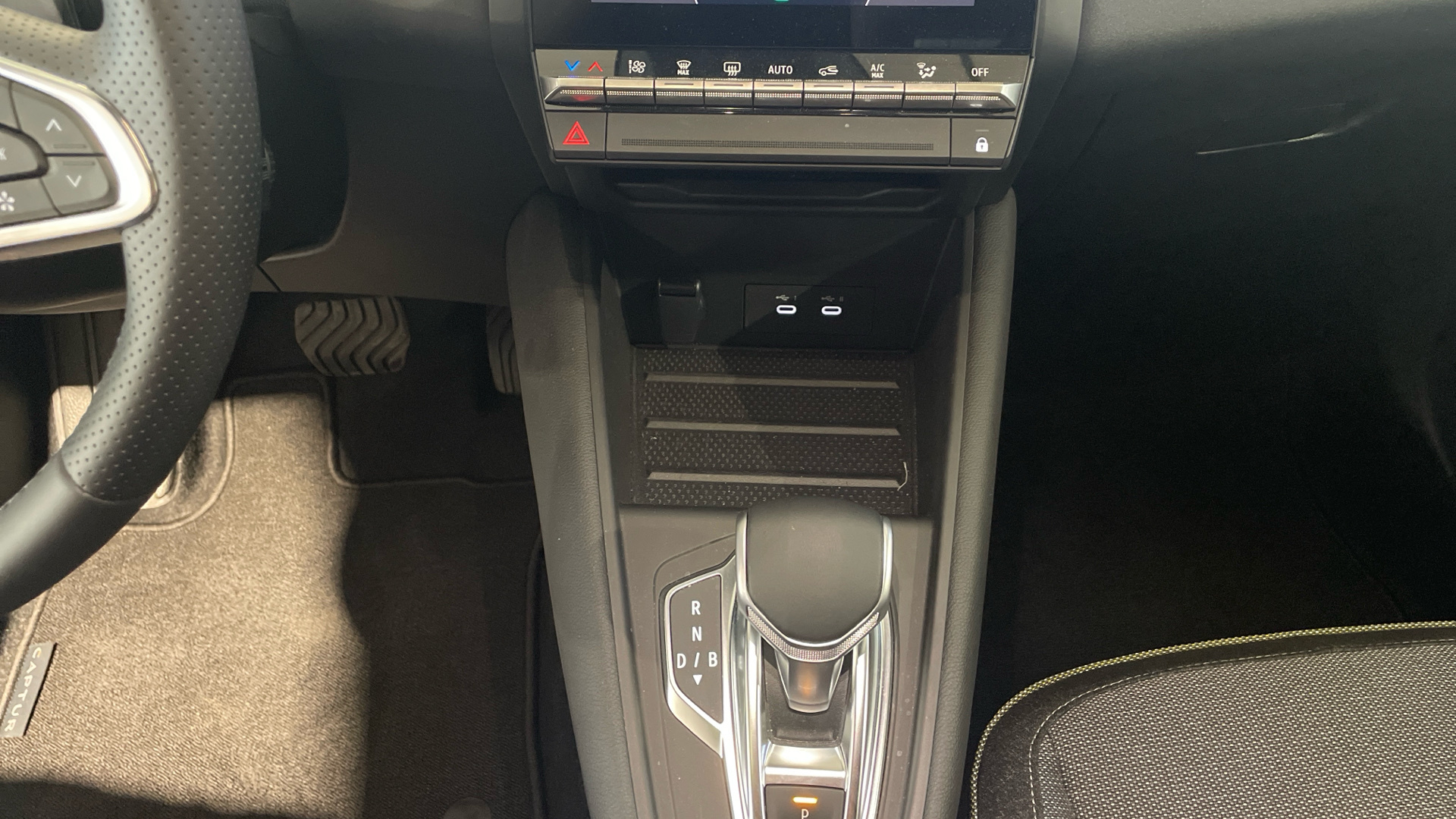 Renault Captur E-Tech Híbrido - 16