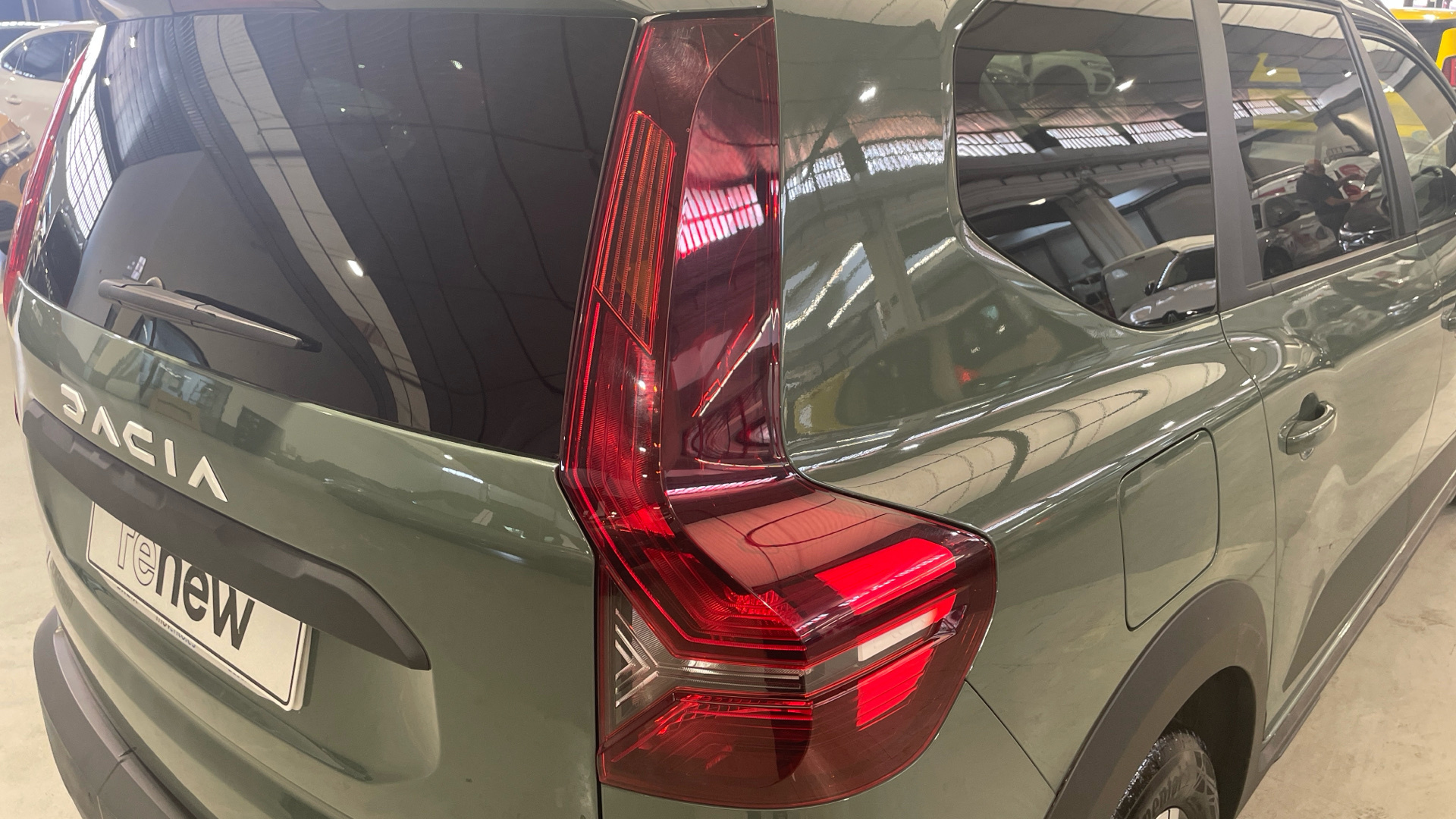 Dacia Jogger TCe 110 - 18