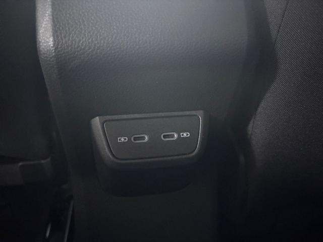 Volkswagen Taigo R-Line 1.0 TSI 81 kW (110 CV) DSG