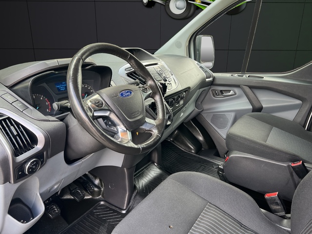 Ford Transit Custom Kombi 2.0 TDCI 310 L2 Ambiente 96 kW (130 CV)