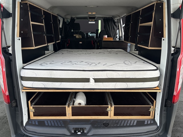 Ford Transit Custom Kombi 2.0 TDCI 310 L2 Ambiente 96 kW (130 CV)