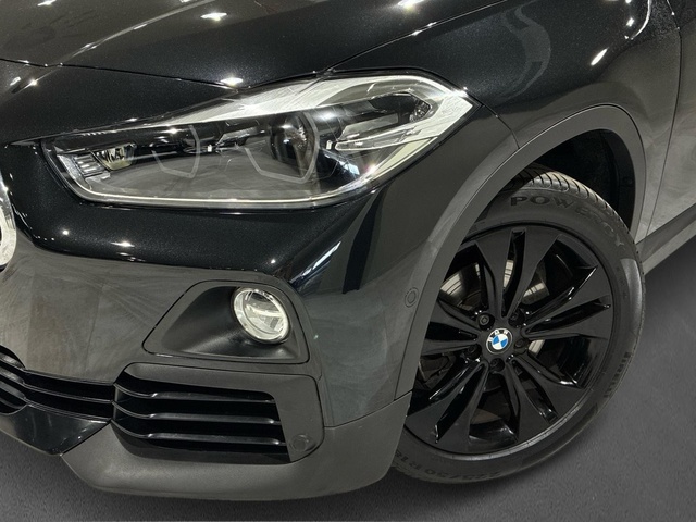 BMW X2 xDrive18d color Negro. Año 2021. 110KW(150CV). Diésel. En concesionario BMW Marcos Automoción de Valencia