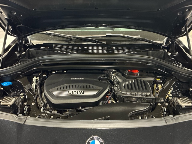 BMW X2 xDrive18d color Negro. Año 2021. 110KW(150CV). Diésel. En concesionario BMW Marcos Automoción de Valencia