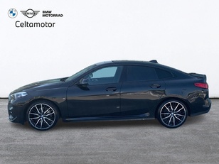 Fotos de BMW Serie 2 218d Gran Coupe color Negro. Año 2022. 110KW(150CV). Diésel. En concesionario Celtamotor Pontevedra de Pontevedra