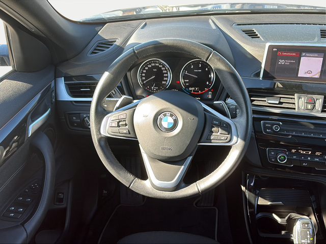 BMW X2 xDrive18d color Azul. Año 2022. 110KW(150CV). Diésel. En concesionario Carteya Motor | Campo de Gibraltar de Cádiz