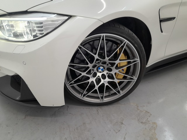 BMW M M4 Coupe color Negro. Año 2018. 317KW(431CV). Gasolina. En concesionario Cabrero Motorsport de Huesca