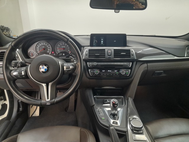 BMW M M4 Coupe color Negro. Año 2018. 317KW(431CV). Gasolina. En concesionario Cabrero Motorsport de Huesca