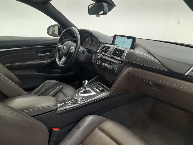 BMW M M4 Coupe color Negro. Año 2018. 317KW(431CV). Gasolina. En concesionario Cabrero Motorsport de Huesca