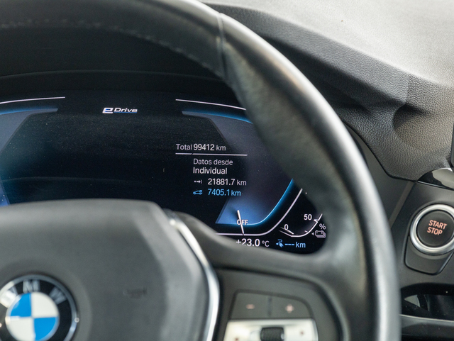 BMW X3 xDrive30e color Blanco. Año 2021. 215KW(292CV). Híbrido Electro/Gasolina. En concesionario Oliva Motor Girona de Girona