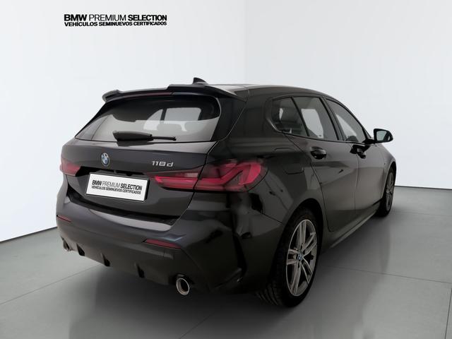 BMW Serie 1 118d color Negro. Año 2021. 110KW(150CV). Diésel. En concesionario Automotor Premium Velázquez - Málaga de Málaga