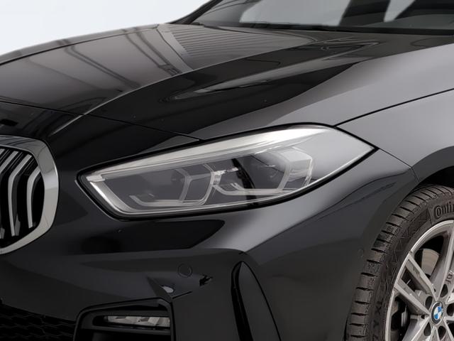 BMW Serie 1 118d color Negro. Año 2021. 110KW(150CV). Diésel. En concesionario Automotor Premium Velázquez - Málaga de Málaga