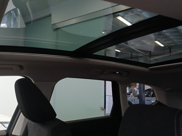 BMW X1 sDrive18i color Negro. Año 2025. 100KW(136CV). Gasolina. En concesionario Enekuri Motor de Vizcaya