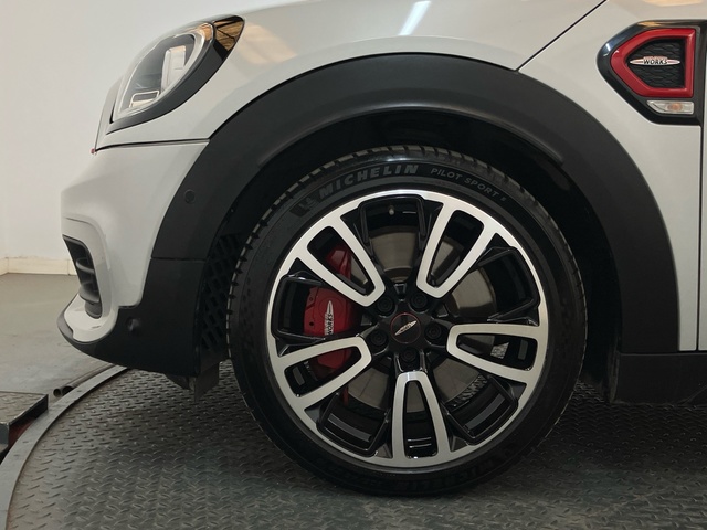 fotoG 15 del MINI MINI Countryman John Cooper Works 225 kW (306 CV) 306cv Gasolina del 2020 en Illes Balears