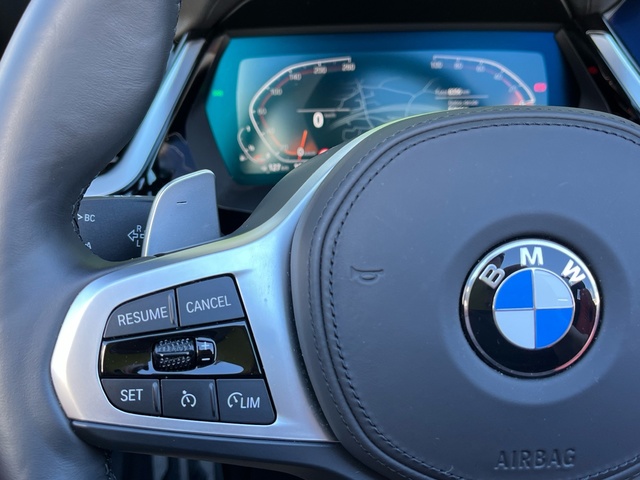 BMW Z4 sDrive30i Cabrio color Blanco. Año 2024. 190KW(258CV). Gasolina. En concesionario Celtamotor Vigo de Pontevedra