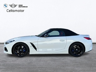 Fotos de BMW Z4 sDrive30i Cabrio color Blanco. Año 2024. 190KW(258CV). Gasolina. En concesionario Celtamotor Vigo de Pontevedra