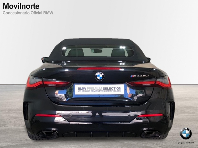 BMW Serie 4 M440d Cabrio color Negro. Año 2024. 250KW(340CV). Diésel. En concesionario Movilnorte El Plantio de Madrid
