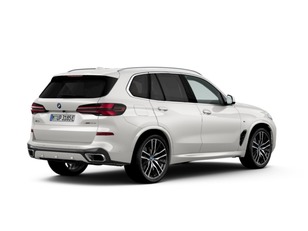 Fotos de BMW X5 xDrive50e color Blanco. Año 2024. 360KW(489CV). Híbrido Electro/Gasolina. En concesionario Movilnorte El Plantio de Madrid