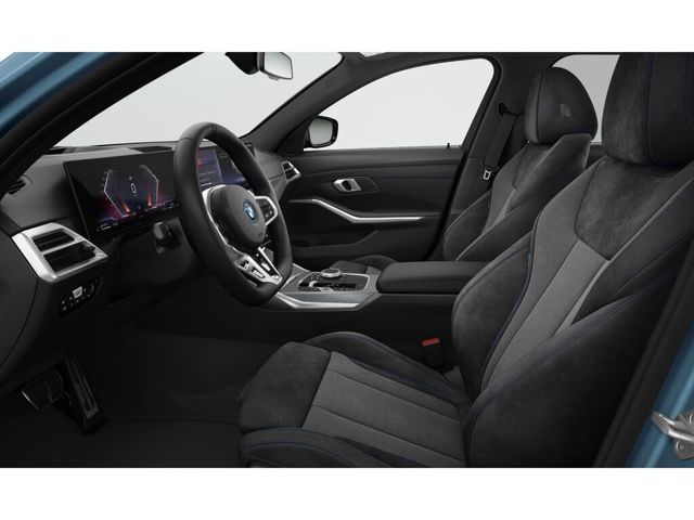 BMW Serie 3 330e Touring color Azul. Año 2024. 215KW(292CV). Híbrido Electro/Gasolina. En concesionario Movilnorte Las Rozas de Madrid