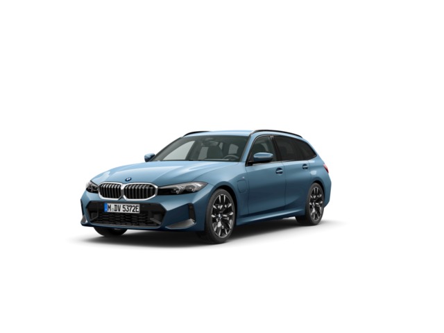 BMW Serie 3 330e Touring color Azul. Año 2024. 215KW(292CV). Híbrido Electro/Gasolina. En concesionario Movilnorte Las Rozas de Madrid