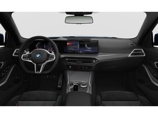 Fotos de BMW Serie 3 330e Touring color Azul. Año 2024. 215KW(292CV). Híbrido Electro/Gasolina. En concesionario Movilnorte Las Rozas de Madrid