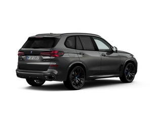 Fotos de BMW X5 xDrive50e color Gris. Año 2024. 360KW(489CV). Híbrido Electro/Gasolina. En concesionario Movilnorte El Carralero de Madrid