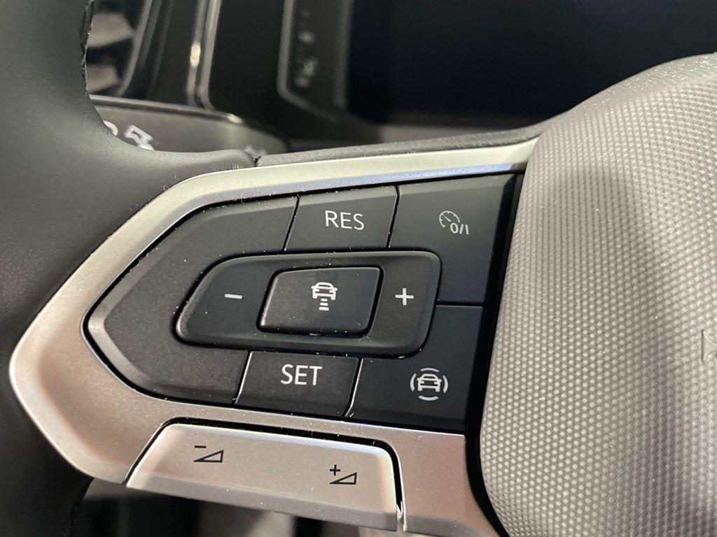 Volkswagen T-Roc 1.0 TSI - 9