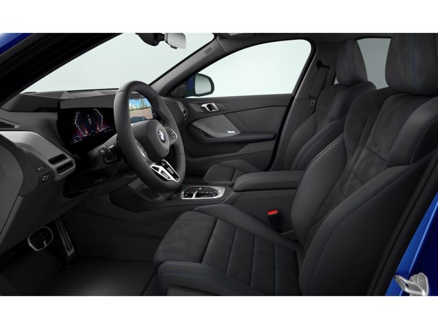 BMW Serie 1 120d color Azul. Año 2024. 120KW(163CV). Diésel. En concesionario Movilnorte El Plantio de Madrid