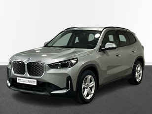 Fotos de BMW iX1 eDrive20 color Gris Plata. Año 2025. 150KW(204CV). Eléctrico. En concesionario Engasa S.A. de Valencia