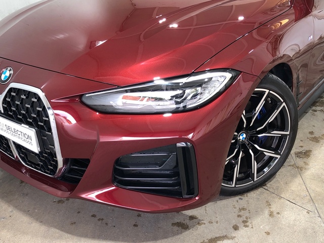 BMW Serie 4 420i Gran Coupe color Rojo. Año 2022. 135KW(184CV). Gasolina. En concesionario Movilnorte El Carralero de Madrid