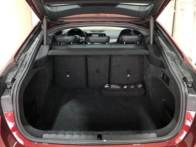 BMW Serie 4 420i Gran Coupe color Rojo. Año 2022. 135KW(184CV). Gasolina. En concesionario Movilnorte El Carralero de Madrid