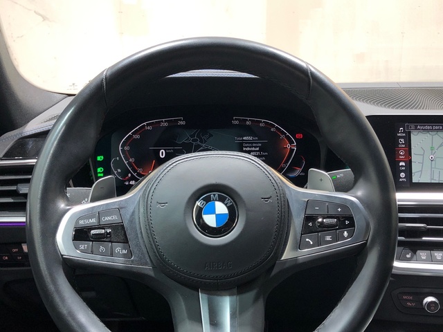 BMW Serie 4 420i Gran Coupe color Rojo. Año 2022. 135KW(184CV). Gasolina. En concesionario Movilnorte El Carralero de Madrid