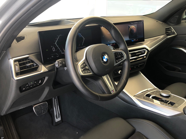 BMW Serie 3 320d color Gris. Año 2024. 140KW(190CV). Híbrido Electro/Diesel. En concesionario Vehinter Getafe de Madrid