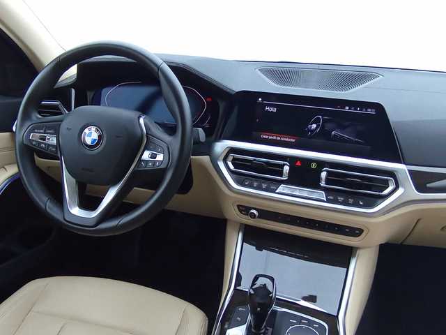 BMW Serie 3 320d color Azul. Año 2021. 140KW(190CV). Diésel. En concesionario Augusta Aragon S.A. de Zaragoza