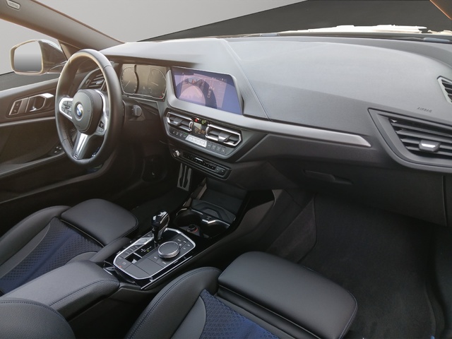 BMW Serie 2 218d Gran Coupe color Gris. Año 2020. 110KW(150CV). Diésel. En concesionario ALZIRA Automoviles Fersan, S.A. de Valencia