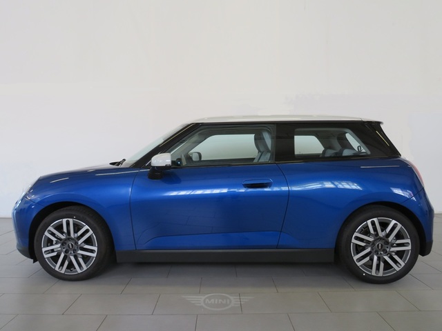 fotoG 2 del MINI MINI 3 Puertas Cooper E 135 kW (184 CV) 184cv Eléctrico del 2025 en Lugo