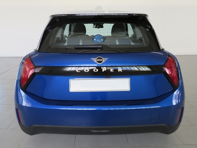 fotoG 4 del MINI MINI 3 Puertas Cooper E 135 kW (184 CV) 184cv Eléctrico del 2025 en Lugo